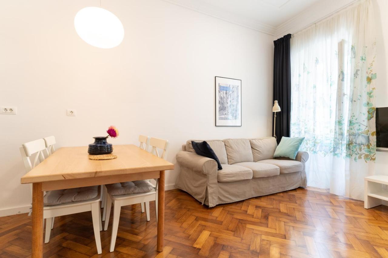 Mimi Carera Apartment & Room Ровин Екстериор снимка