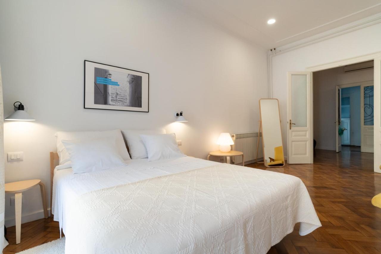 Mimi Carera Apartment & Room Ровин Екстериор снимка